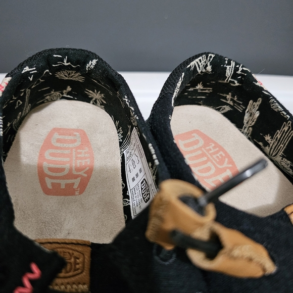 Hey Dude Wendy Washed Shoes - Picture 13 of 14